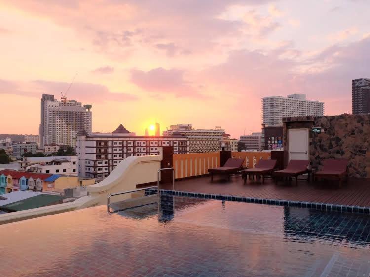 Dhotel Pattaya Nong Prue ภายนอก รูปภาพ